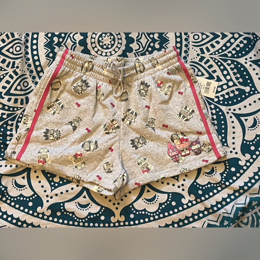 NWT HYDRID Sanrio Print Shorts Sz Small